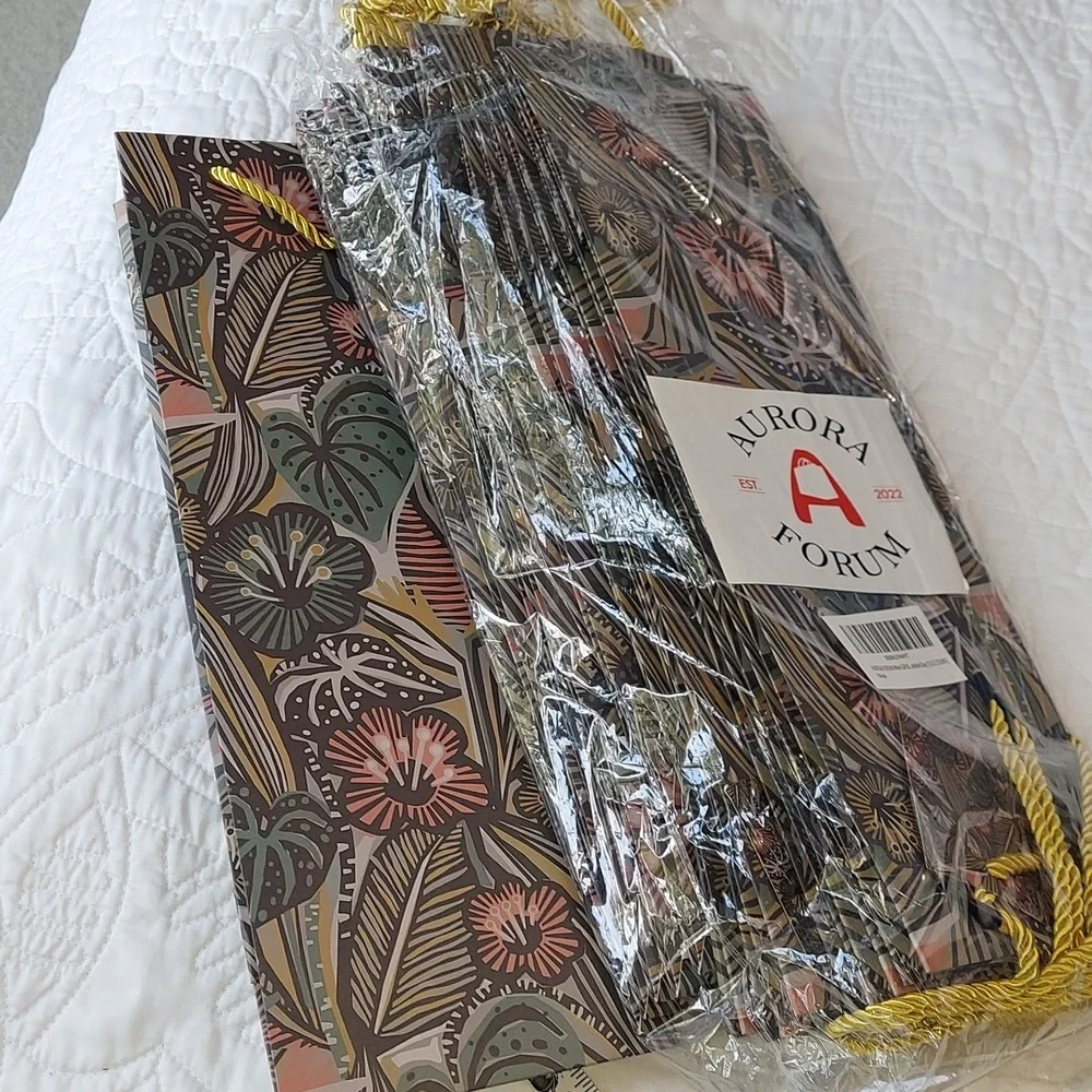 *🆕 Aurora Forum 12 Ct Tropical Floral Accent Tall Bags, Gold Handles & Tags NEW